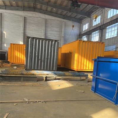 Cabina prefabbricata fotovoltaica